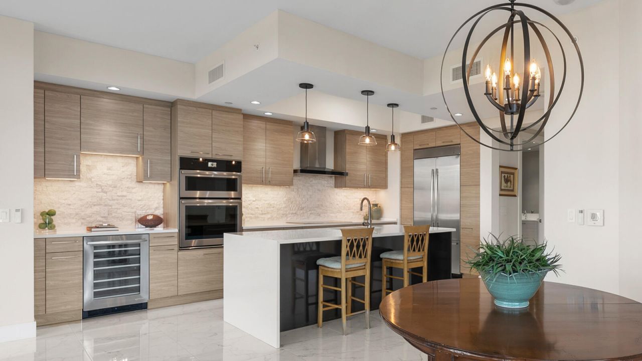 1 Water Club Way, Unit 402, North Palm Beach, FL 33408 Photo