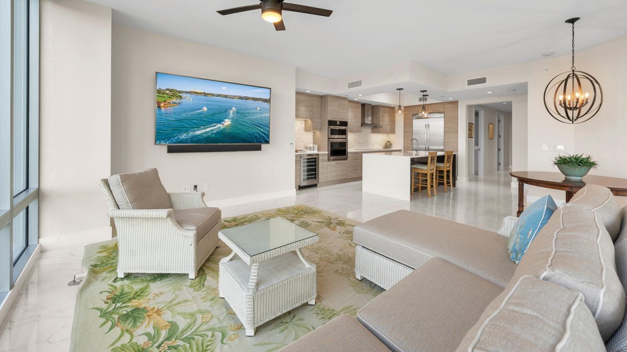 1 Water Club Way, Unit 402, North Palm Beach, FL 33408 Photo