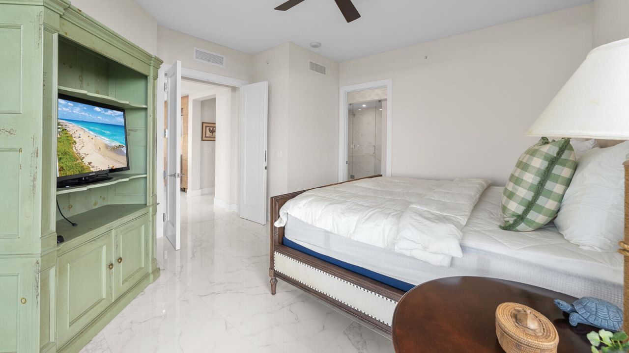 1 Water Club Way, Unit 402, North Palm Beach, FL 33408 Photo