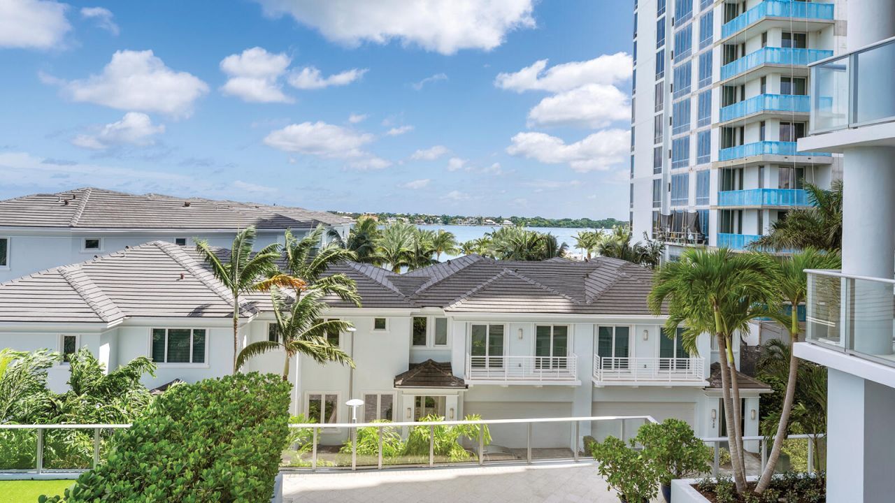 1 Water Club Way, Unit 402, North Palm Beach, FL 33408 Photo