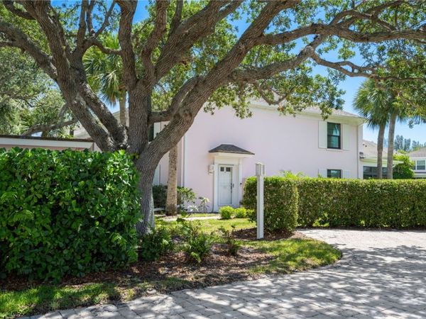 300 Harbour Drive, Unit 205-A, Vero Beach, FL 32963