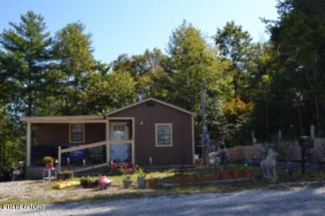 688 Boone Ridge Rd, Jamestown, TN 38556 Main Photo