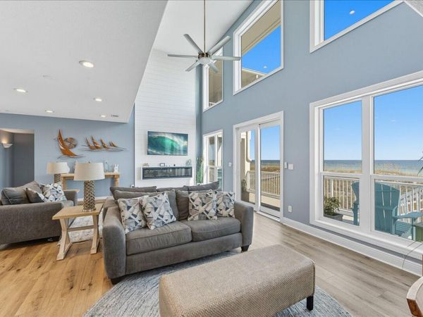 7485 Gulf Boulevard, Navarre, FL 32566