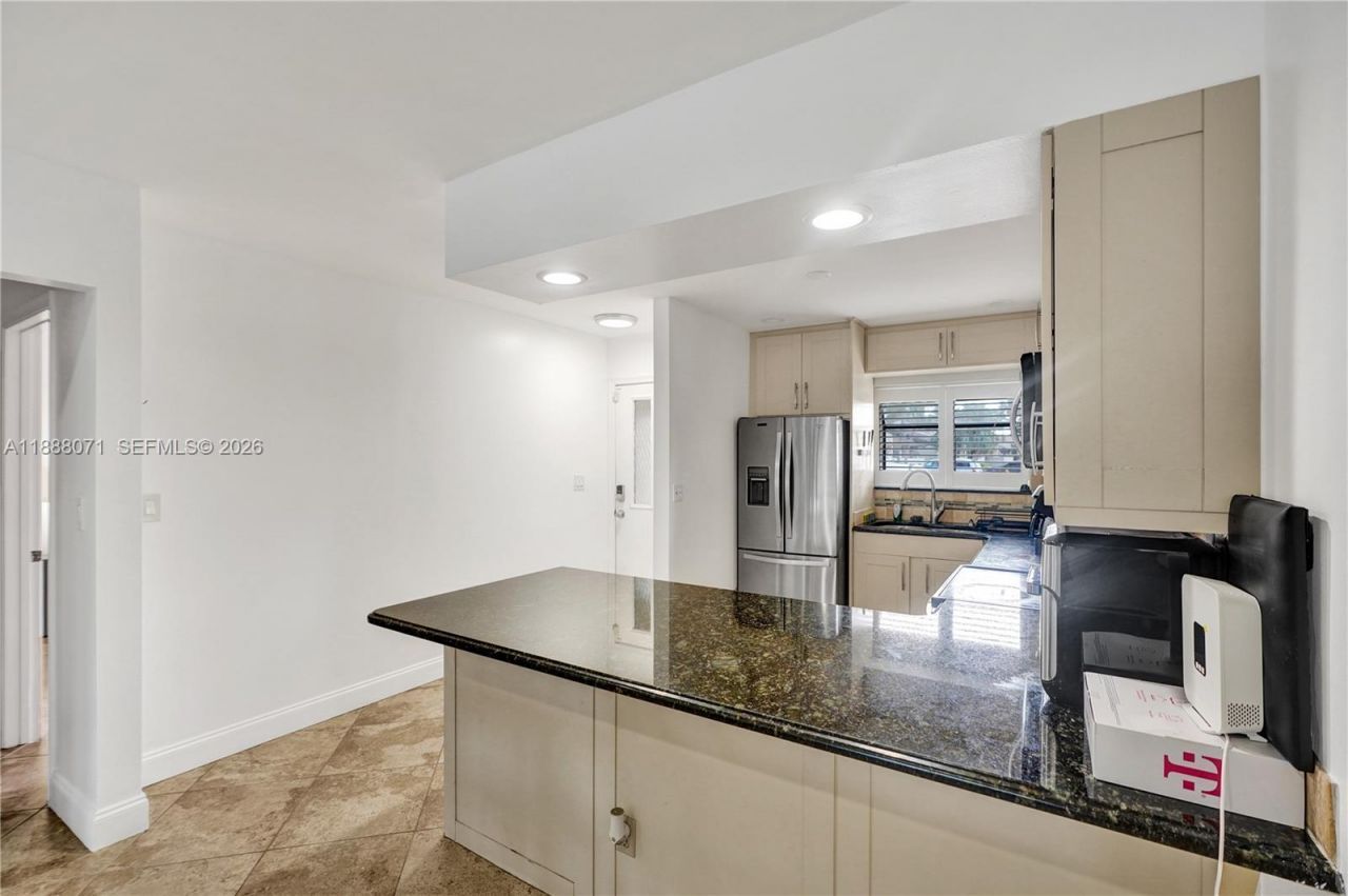 707 Banks Rd, Margate, FL 33063 Photo