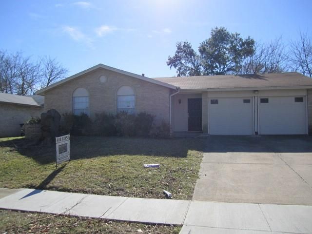 1530 Rockbrook Street, Lancaster, TX 75134 Main Photo