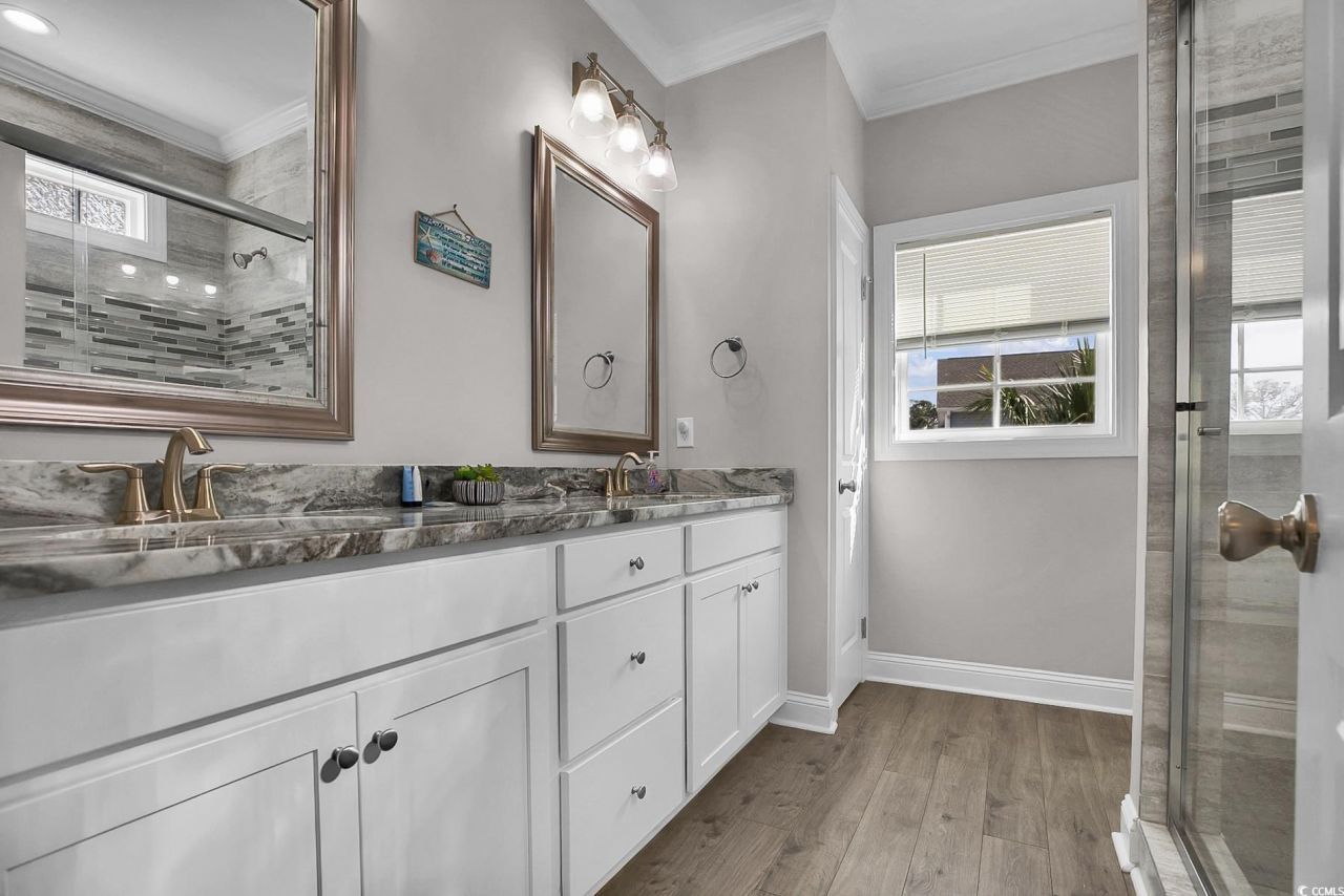 825 Hillside Dr. S Photo 20