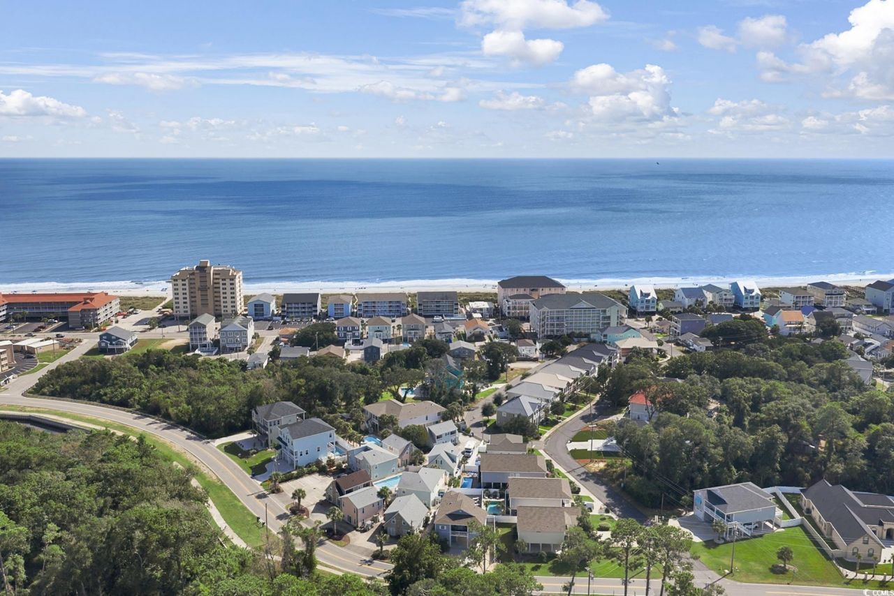 825 Hillside Dr. S Photo 37