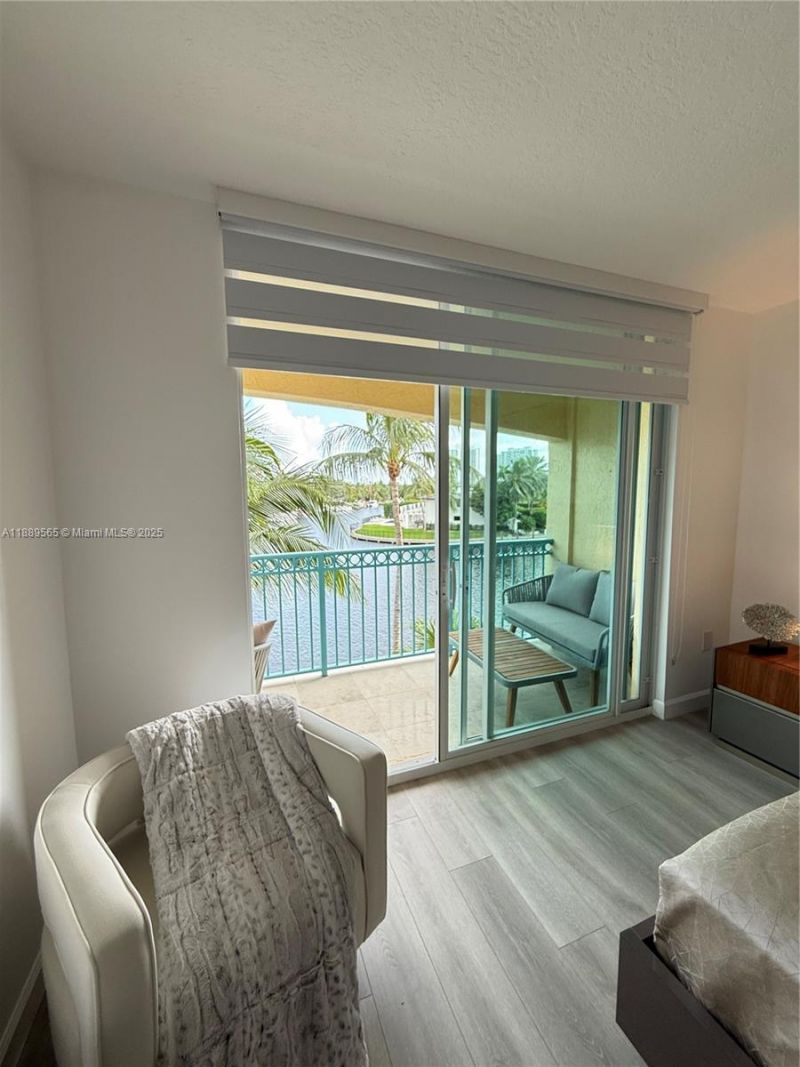 201 Golden Isles Dr, Unit 302, Hallandale Beach, FL 33009 Photo