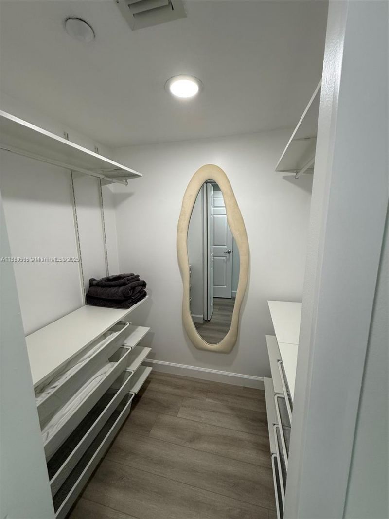 201 Golden Isles Dr, Unit 302, Hallandale Beach, FL 33009 Photo