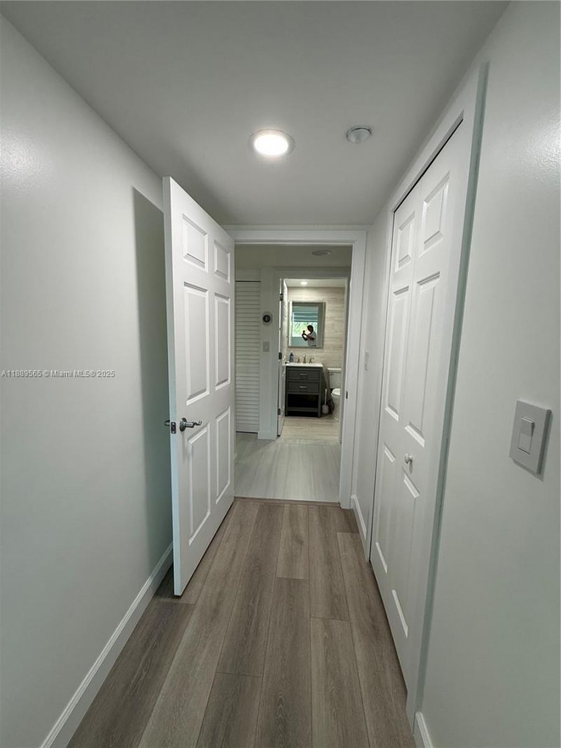 201 Golden Isles Dr, Unit 302, Hallandale Beach, FL 33009 Photo