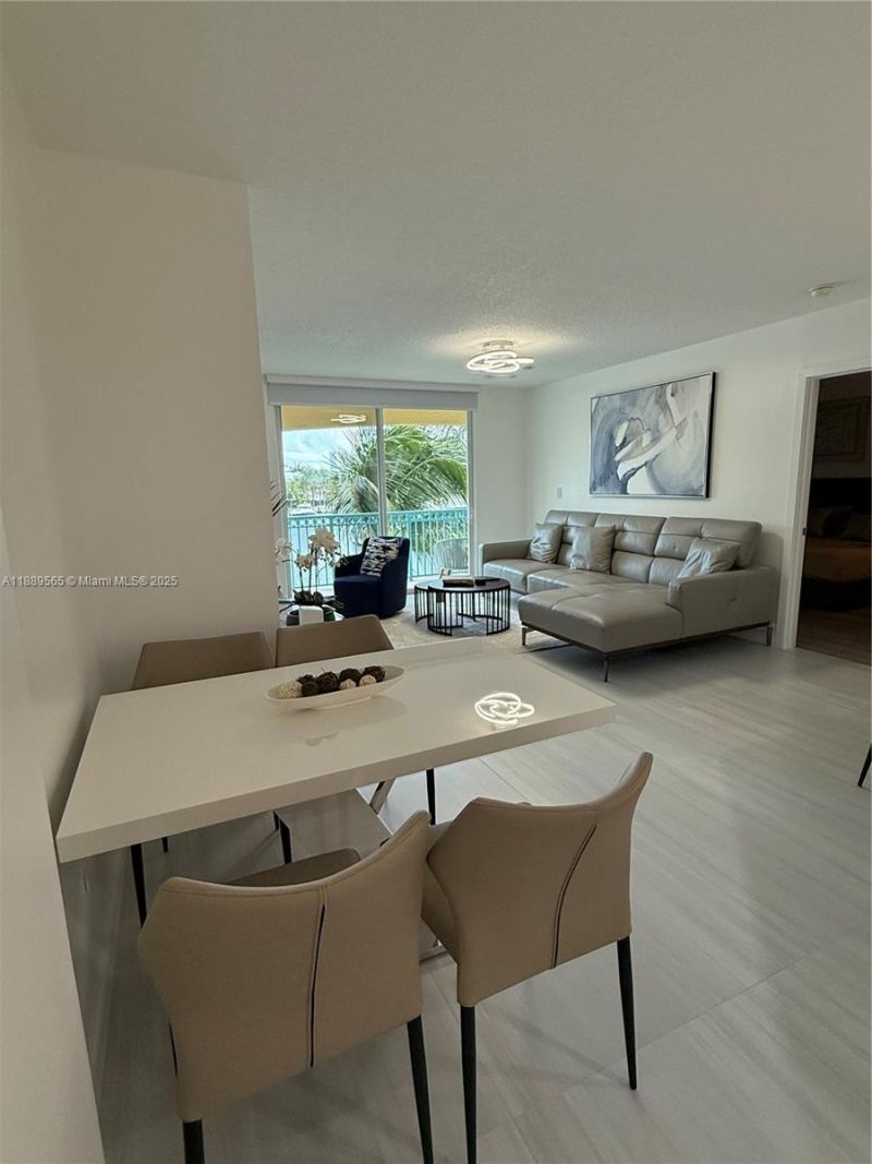 201 Golden Isles Dr, Unit 302, Hallandale Beach, FL 33009 Photo