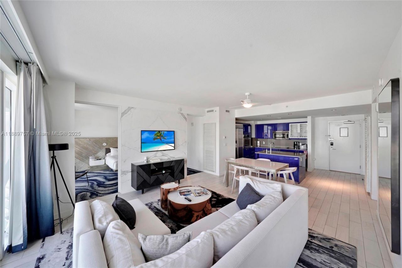 3101 Bayshore Dr, Unit 1704, Fort Lauderdale, FL 33304 Photo