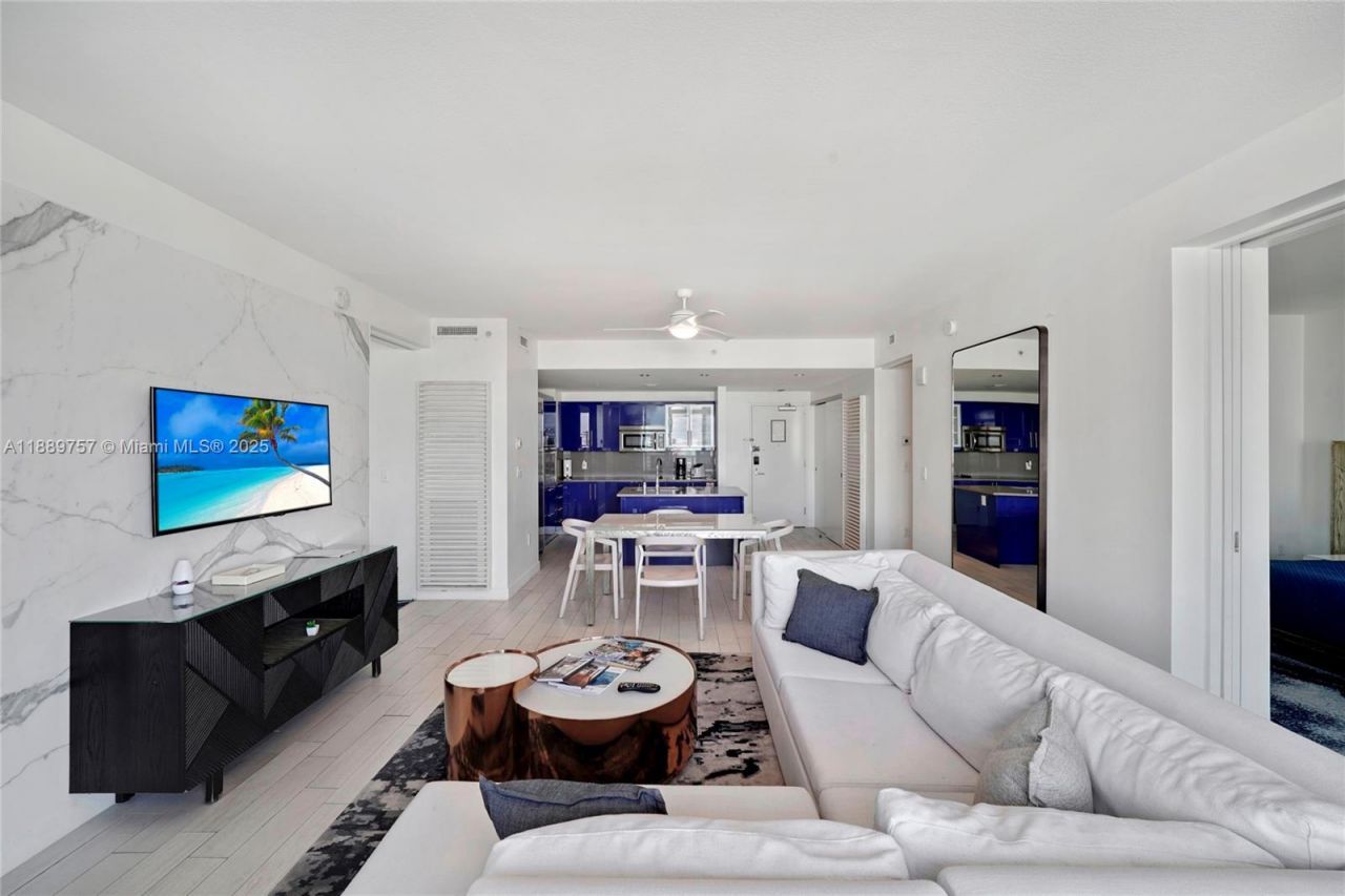 3101 Bayshore Dr, Unit 1704, Fort Lauderdale, FL 33304 Photo