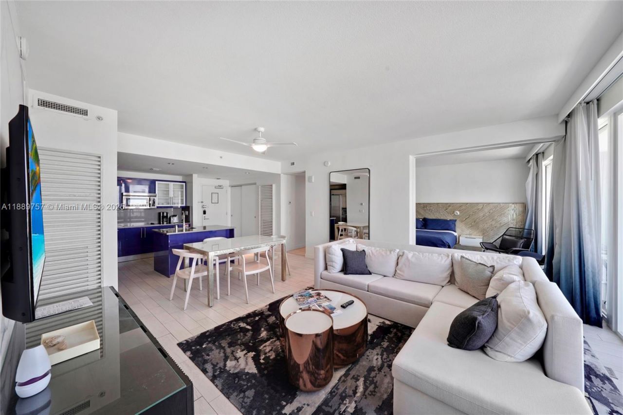 3101 Bayshore Dr, Unit 1704, Fort Lauderdale, FL 33304 Photo