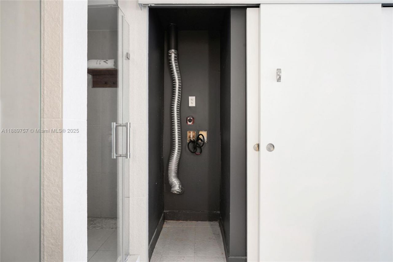 3101 Bayshore Dr, Unit 1704, Fort Lauderdale, FL 33304 Photo