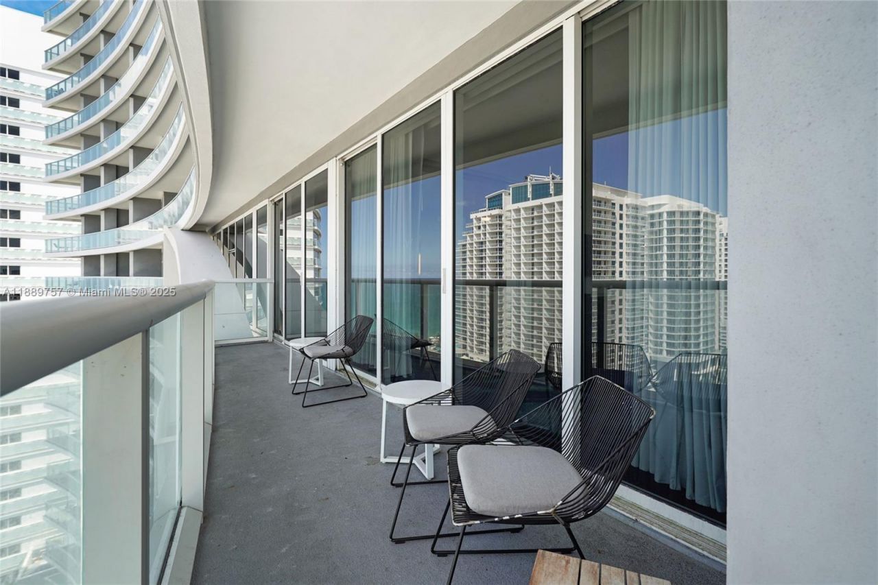 3101 Bayshore Dr, Unit 1704, Fort Lauderdale, FL 33304 Photo