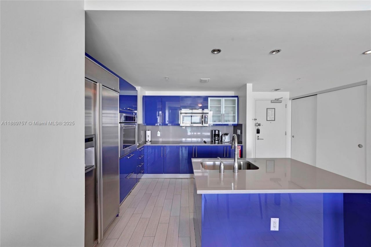 3101 Bayshore Dr, Unit 1704, Fort Lauderdale, FL 33304 Photo