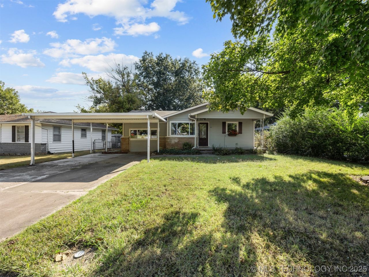 411 W Toledo Street Broken Arrow, OK 74012