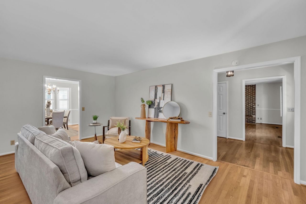 5839 Dayton Boulevard Chattanooga, TN 37415