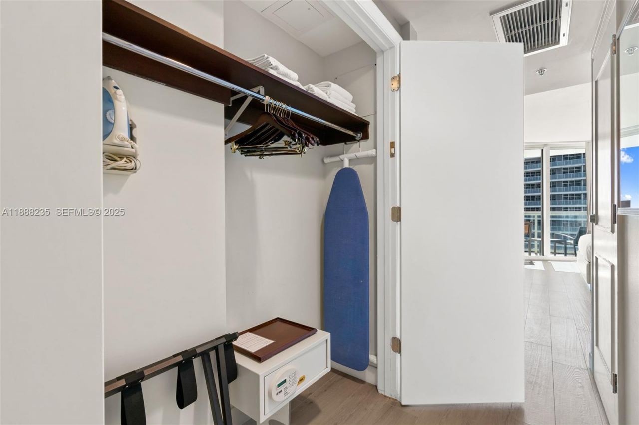 505 N Fort Lauderdale Beach Blvd, Unit 1215, Fort Lauderdale, FL 33304 Photo