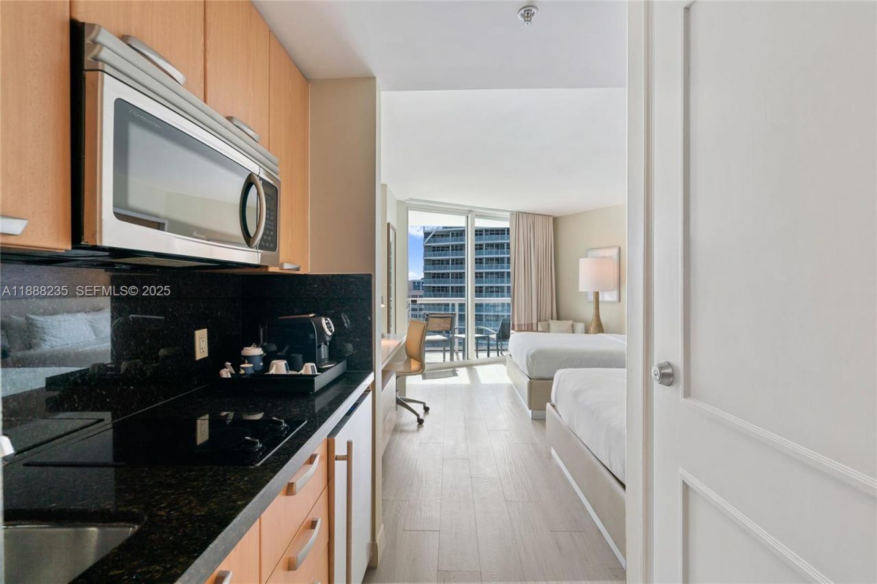 505 N Fort Lauderdale Beach Blvd, Unit 1215, Fort Lauderdale, FL 33304 Photo