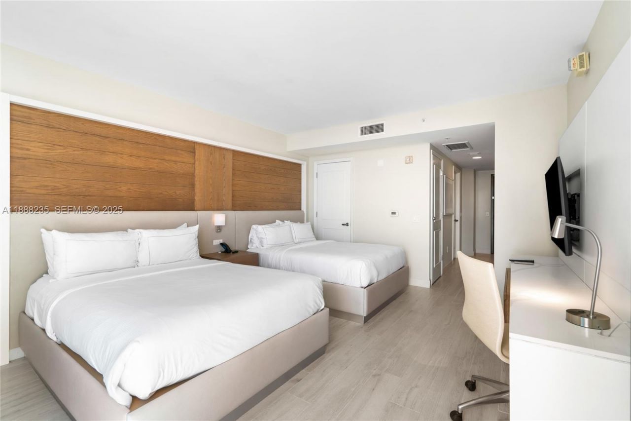 505 N Fort Lauderdale Beach Blvd, Unit 1215, Fort Lauderdale, FL 33304 Photo