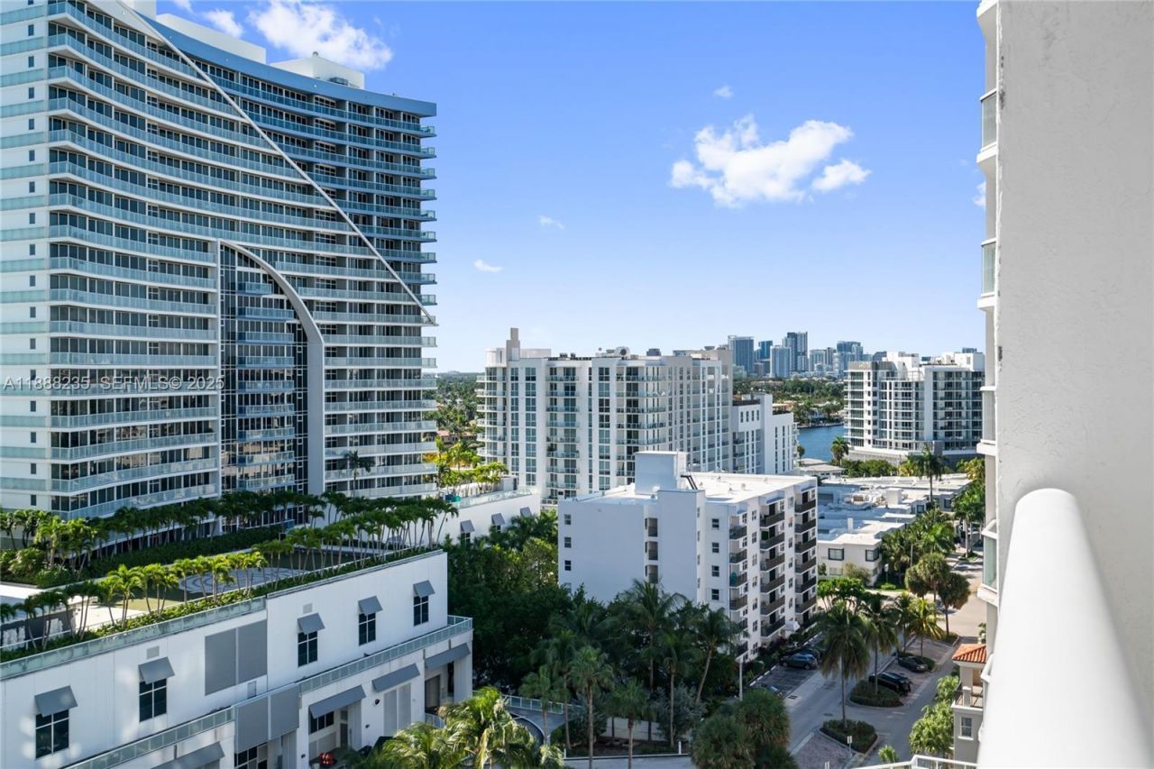 505 N Fort Lauderdale Beach Blvd, Unit 1215, Fort Lauderdale, FL 33304 Photo
