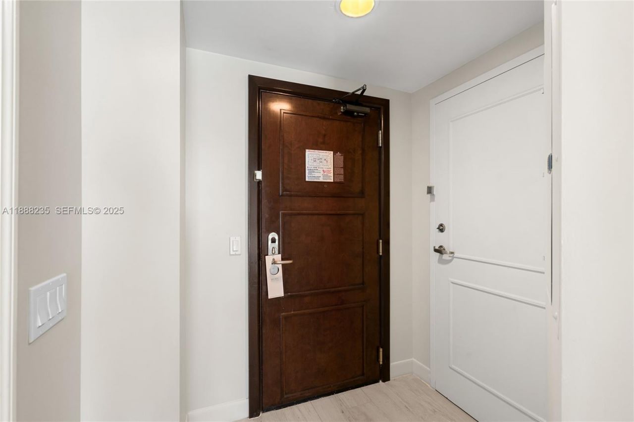 505 N Fort Lauderdale Beach Blvd, Unit 1215, Fort Lauderdale, FL 33304 Photo