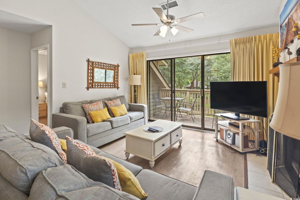 110 Hartland Dr. Photo 12