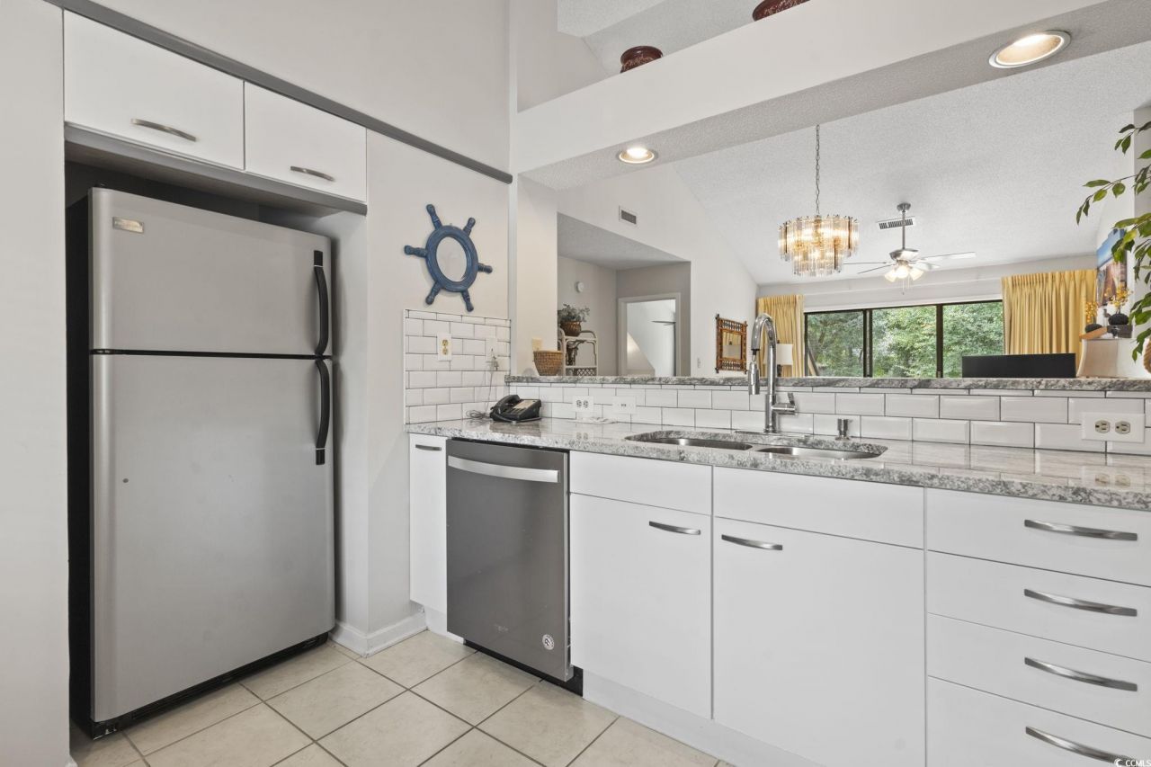 110 Hartland Dr. Photo 21