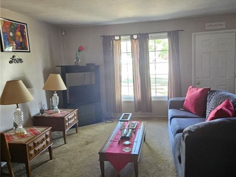 6280 Eldridge Boulevard, Bedford, OH 44146 Photo 2