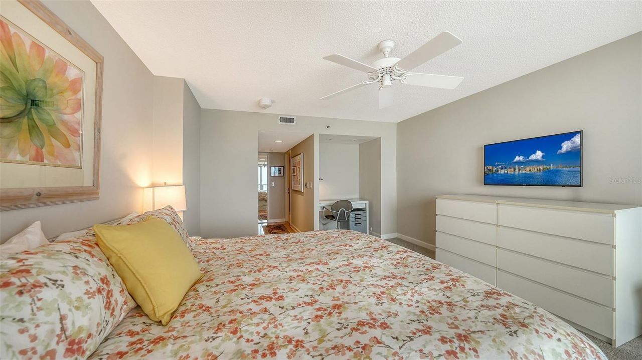 775 Longboat Club Road, Unit 606, Longboat Key, FL 34228 Photo