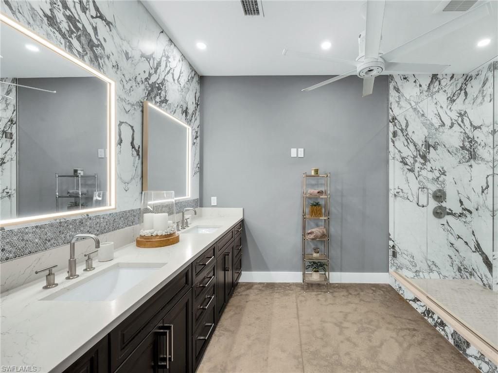 4412 Pinetree Blvd, Saint James City, FL 33956 Photo