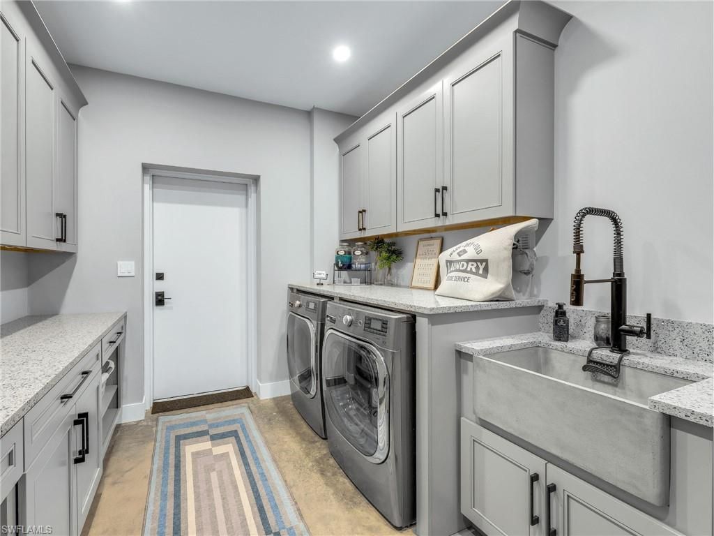 4412 Pinetree Blvd, Saint James City, FL 33956 Photo