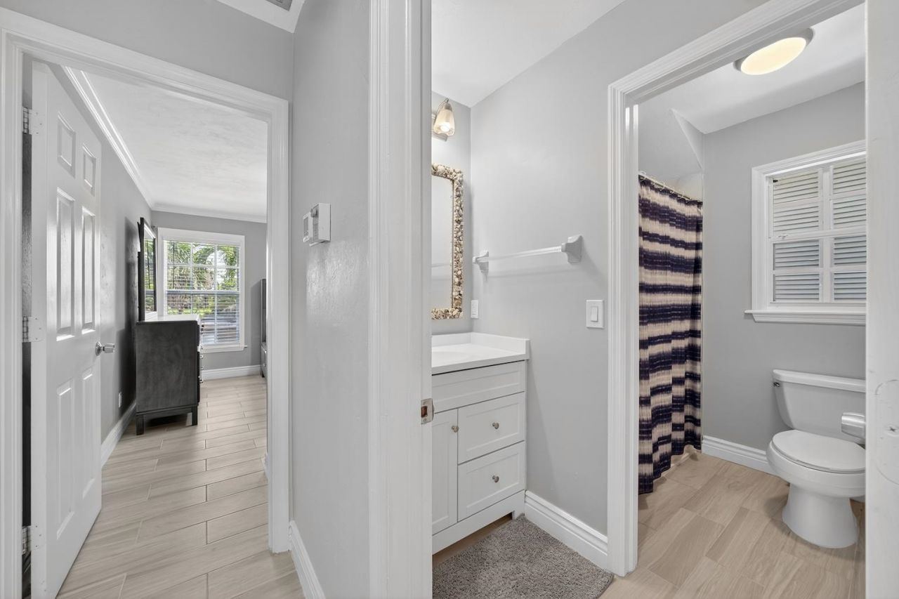 1682 Sabal Palm Dr, Sanibel, FL 33957 Photo