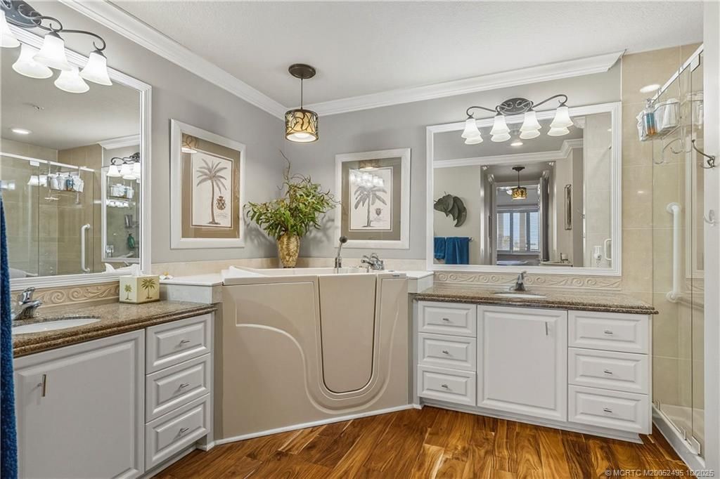 36 Harbour Isle Drive W, Unit PH 4, Fort Pierce, FL 34949 Photo