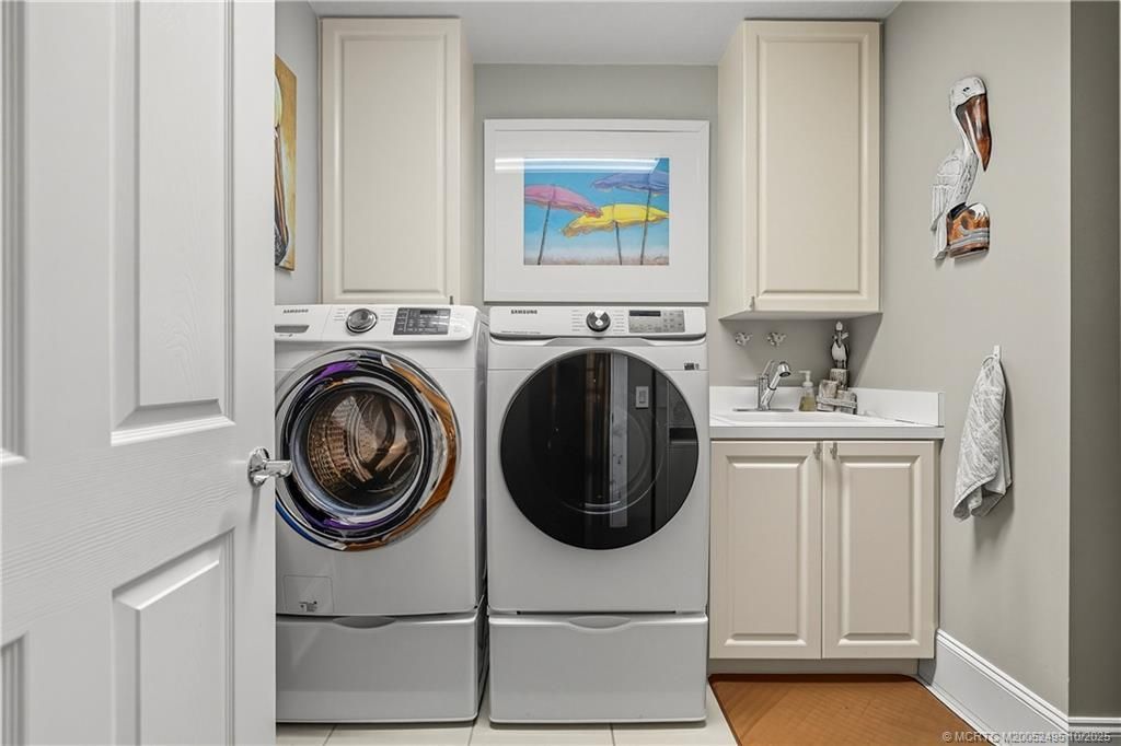 36 Harbour Isle Drive W, Unit PH 4, Fort Pierce, FL 34949 Photo