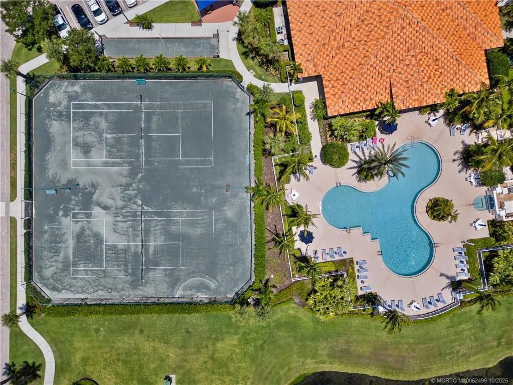 36 Harbour Isle Drive W, Unit PH 4, Fort Pierce, FL 34949 Photo