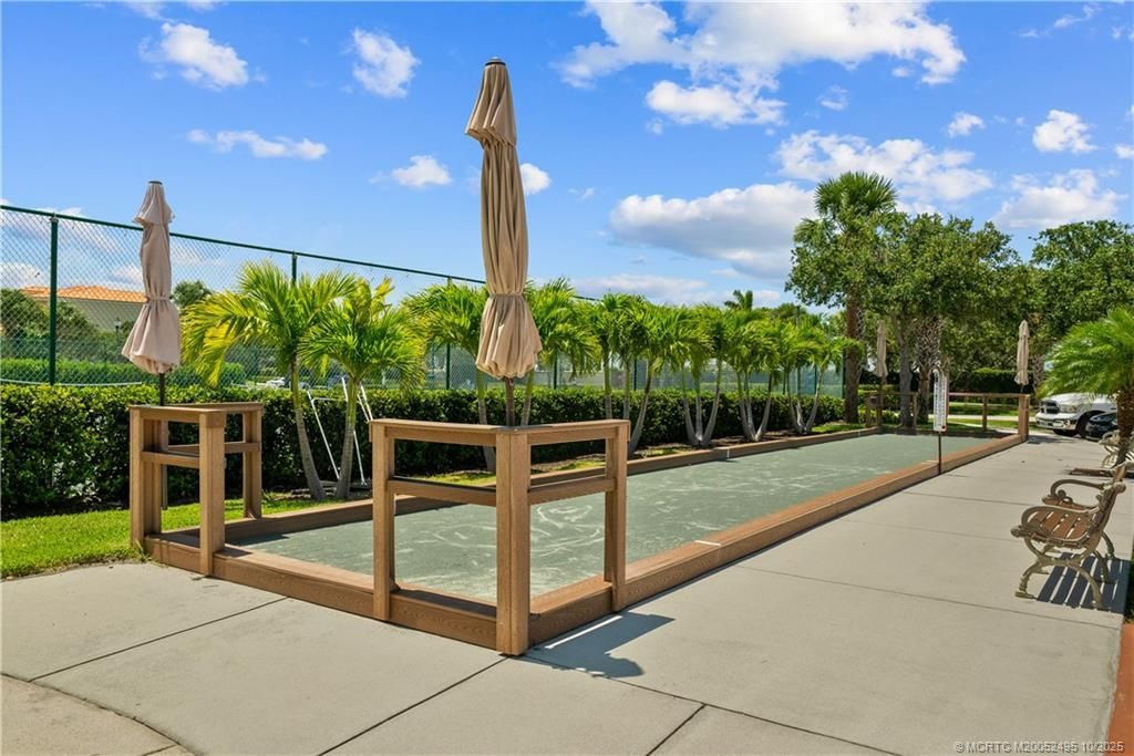 36 Harbour Isle Drive W, Unit PH 4, Fort Pierce, FL 34949 Photo