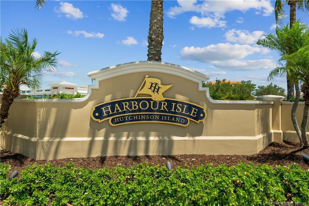 36 Harbour Isle Drive W, Unit PH 4, Fort Pierce, FL 34949 Photo