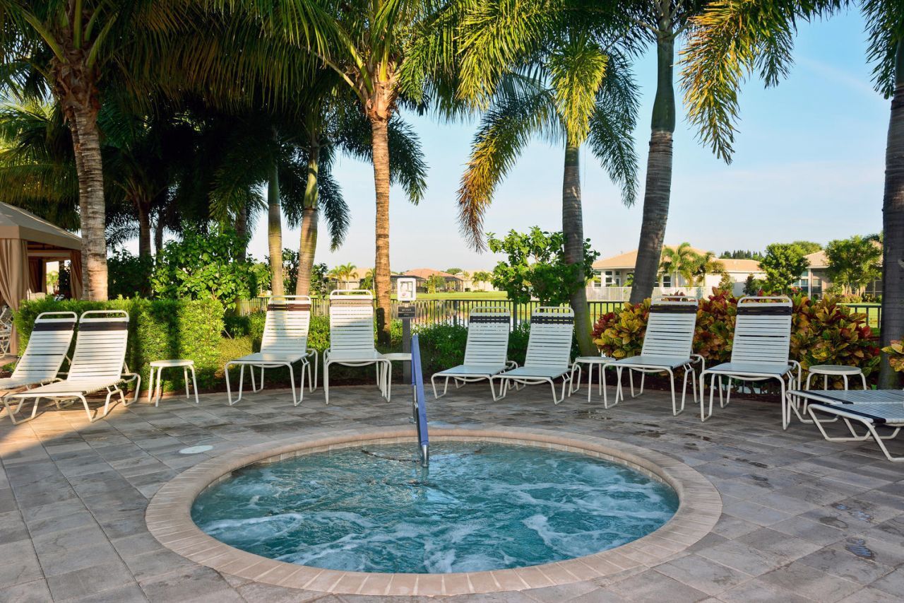 10612 Whitewind Circle, Boynton Beach, FL 33473 Photo