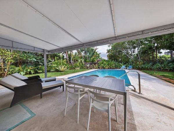 1009 NE 16th Pl, Fort Lauderdale, FL 33305