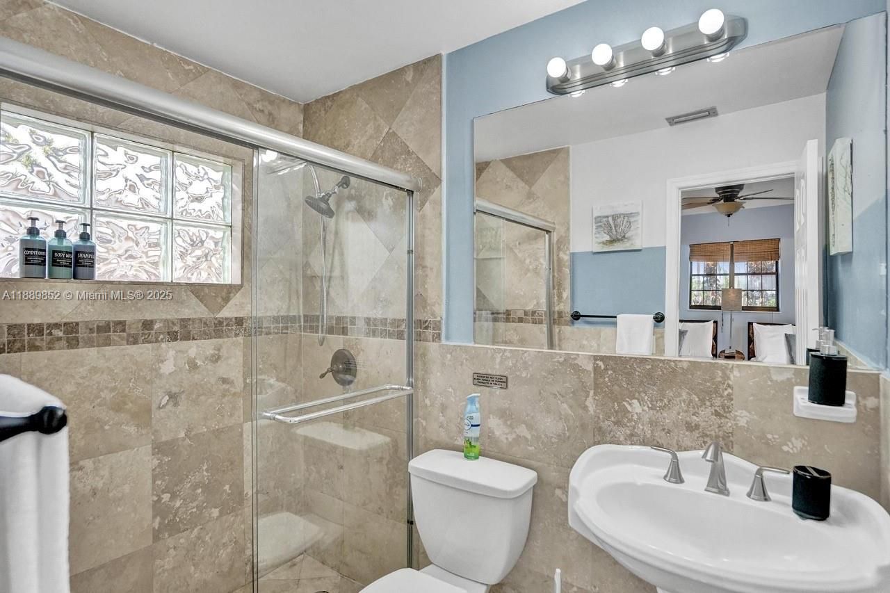 208 SW 2nd Ave, Hallandale Beach, FL 33009 Photo