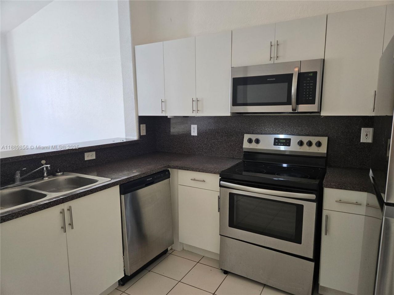 2758 SE 17th Ave, Unit 203, Homestead, FL 33035 Photo