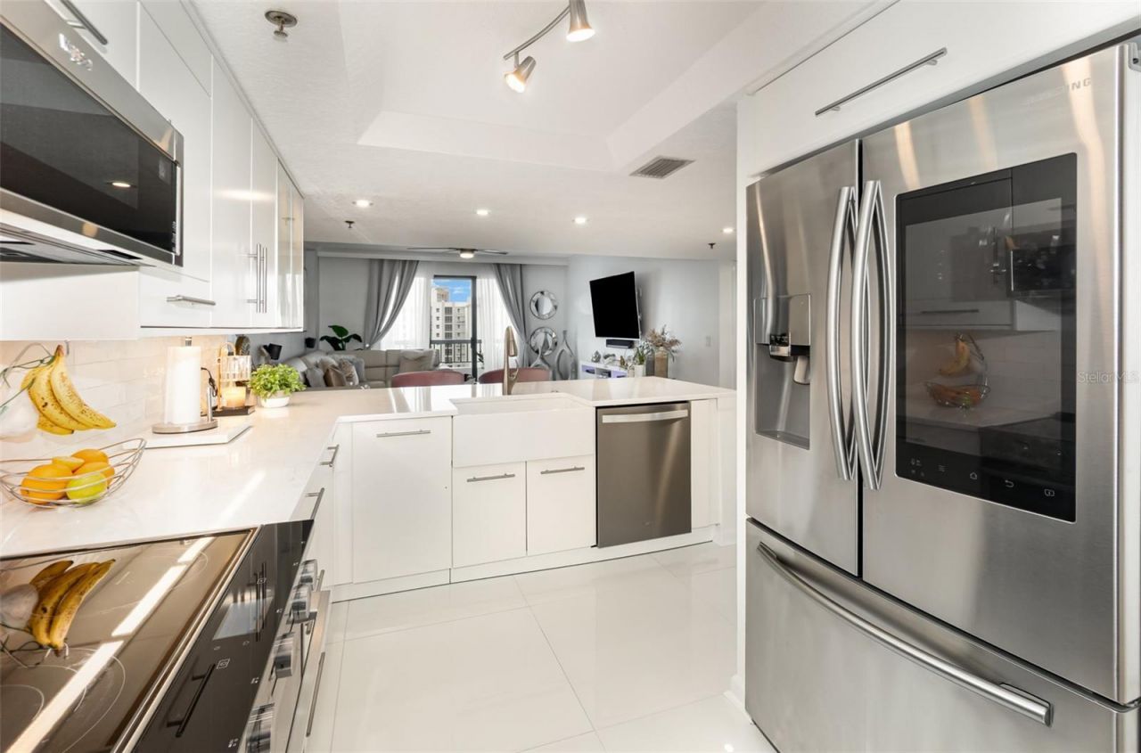 530 E Central Boulevard, Unit 1802, Orlando, FL 32801 Photo