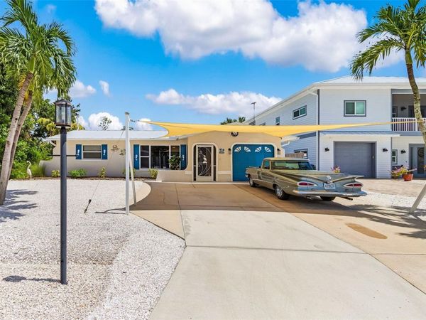 2368 DATE STREET, ST JAMES CITY, FL 33956