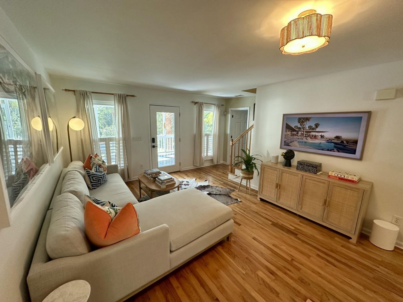 2402 Ion Avenue Photo 5