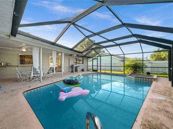 3630 SW 6th AVE, CAPE CORAL, FL 33914