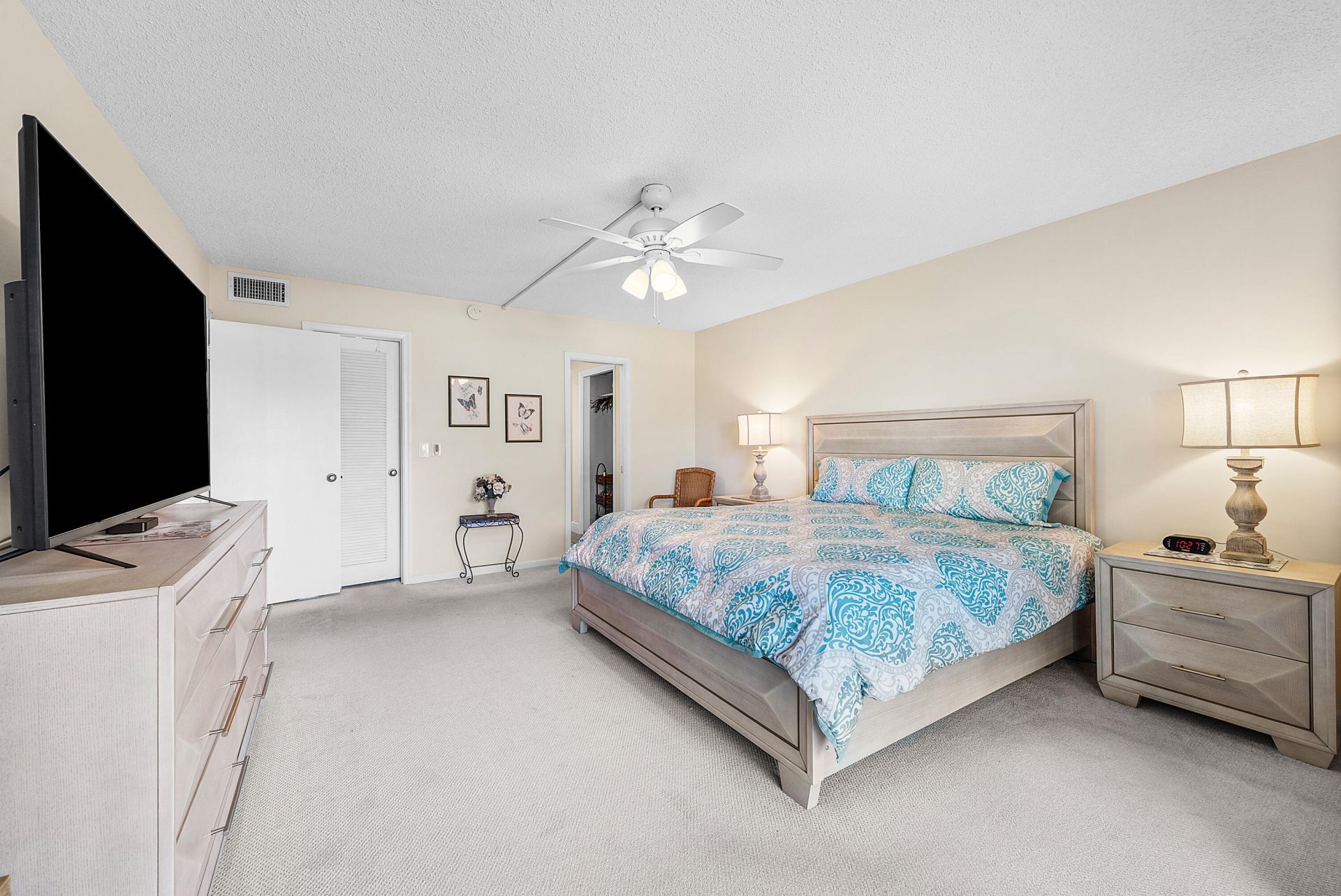145 Atlantis Boulevard, Unit 203, Atlantis, FL 33462 Photo