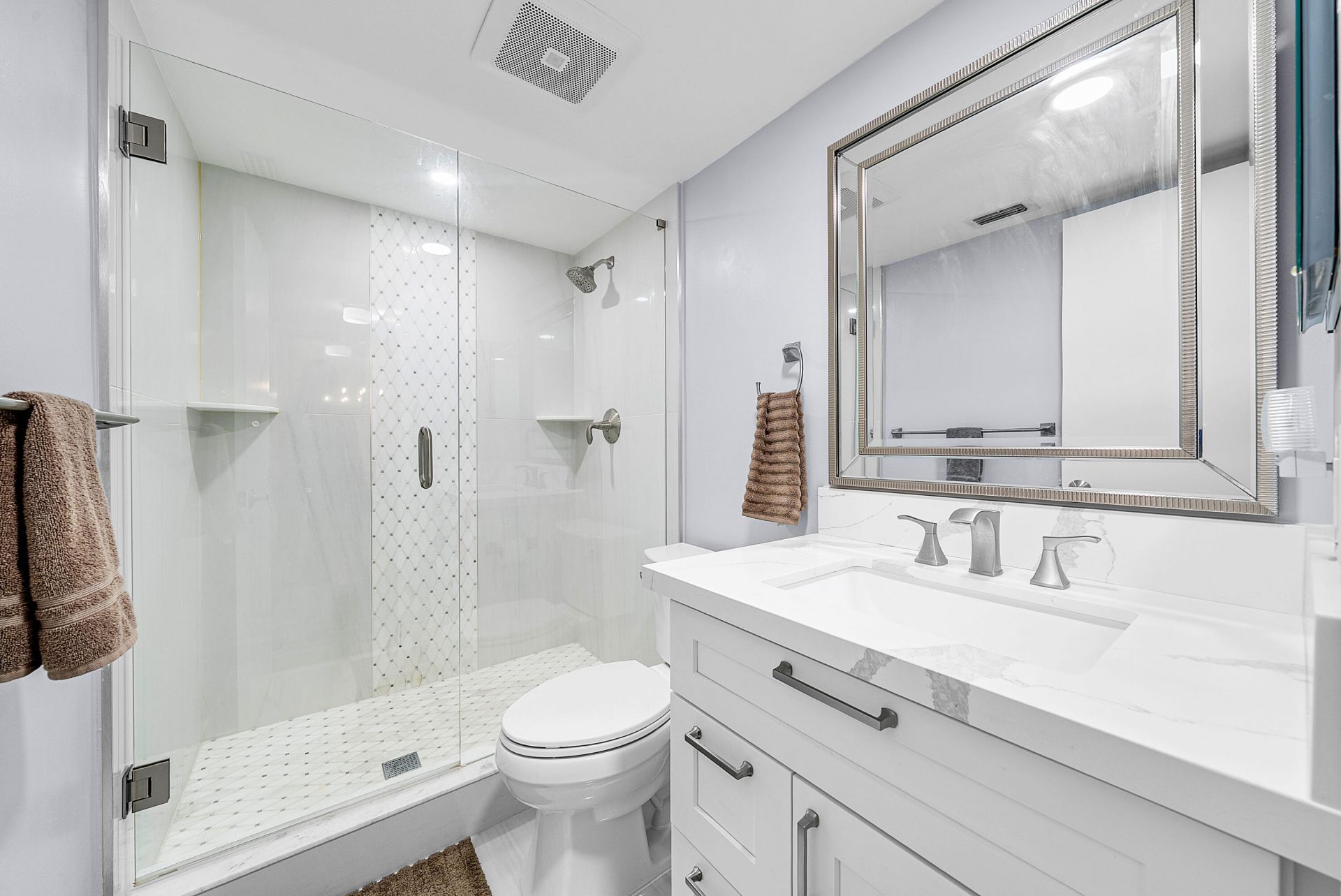 145 Atlantis Boulevard, Unit 203, Atlantis, FL 33462 Photo